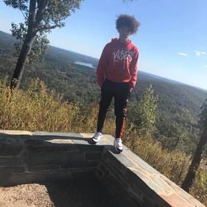 Meet your Posher, Ethan